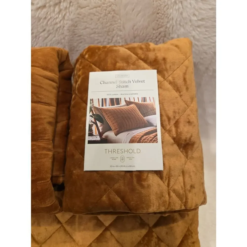Full/Queen Luxe Diamond Stitch Velvet Quilt Camel Threshold + Pillowcases